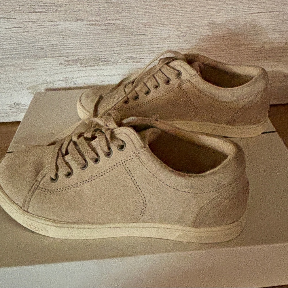 UGG Tan Suede Flats with Streamlined Design